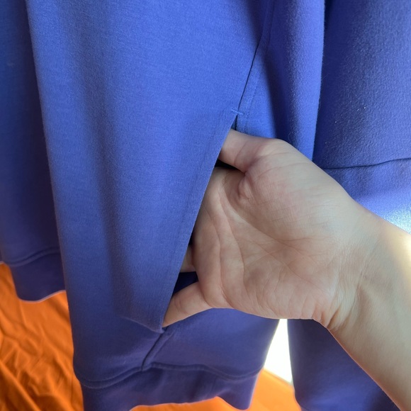 Sweater - Picture 5 of 5